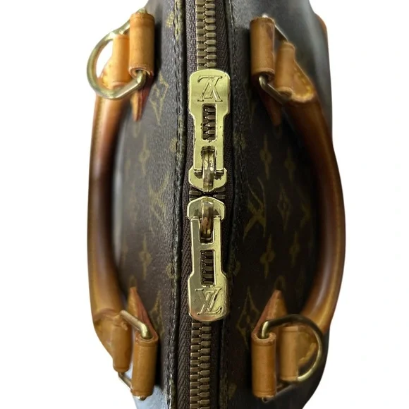 ♠️ Louis Vuitton Alma Monogram - Picture 7 of 11